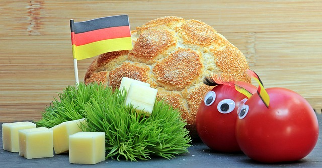 依然受到严 依然受到严